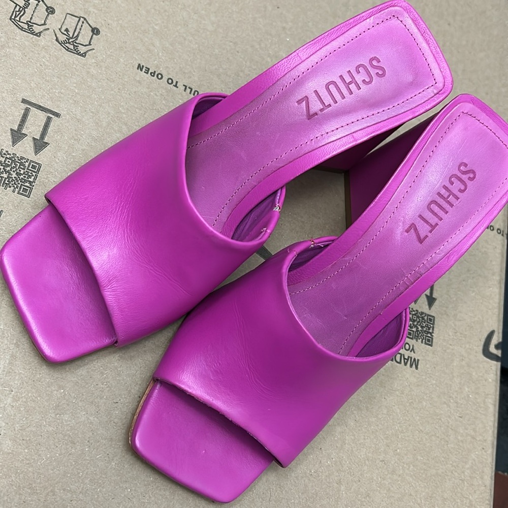 SCHUTZ Lizah Leather Heel Sandal